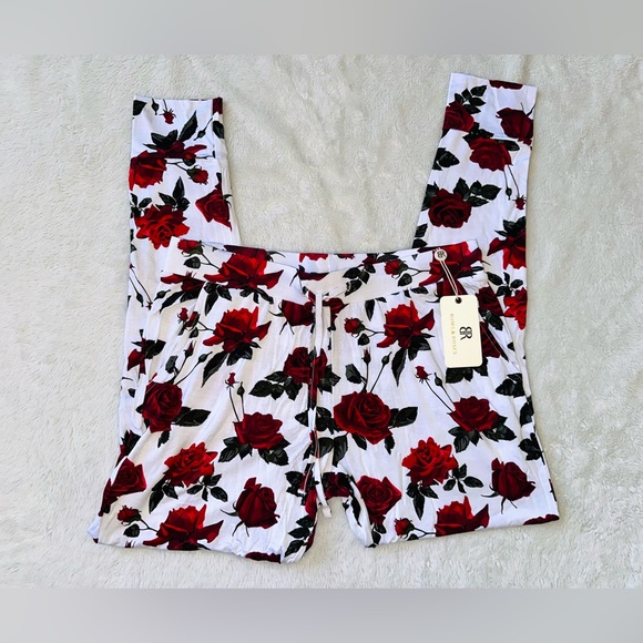 NWT Bums & Roses Bamboo Mama Joggers - Picture 4 of 6